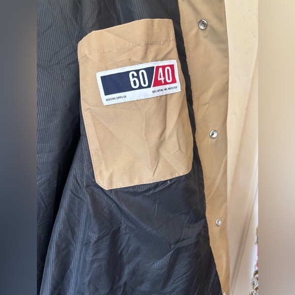 Herschel Men’s Tan Stowaway Mac Shell Windbreaker Jacket Coat - Picture 12 of 16